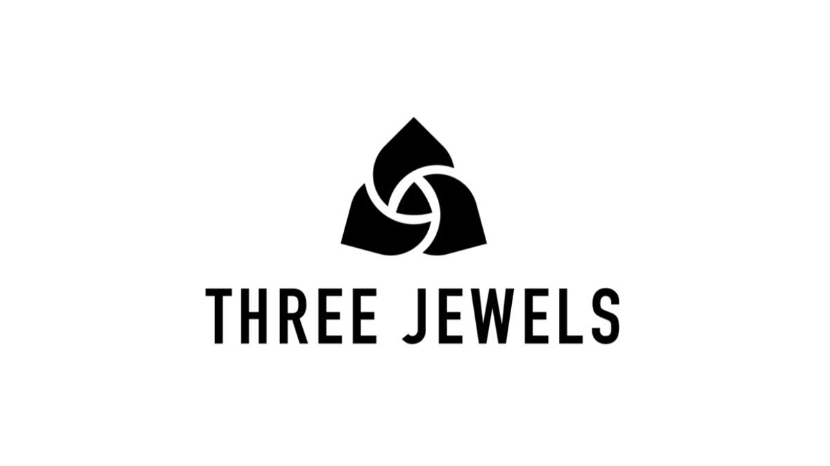 THREE JEWELS STUDIO Logo