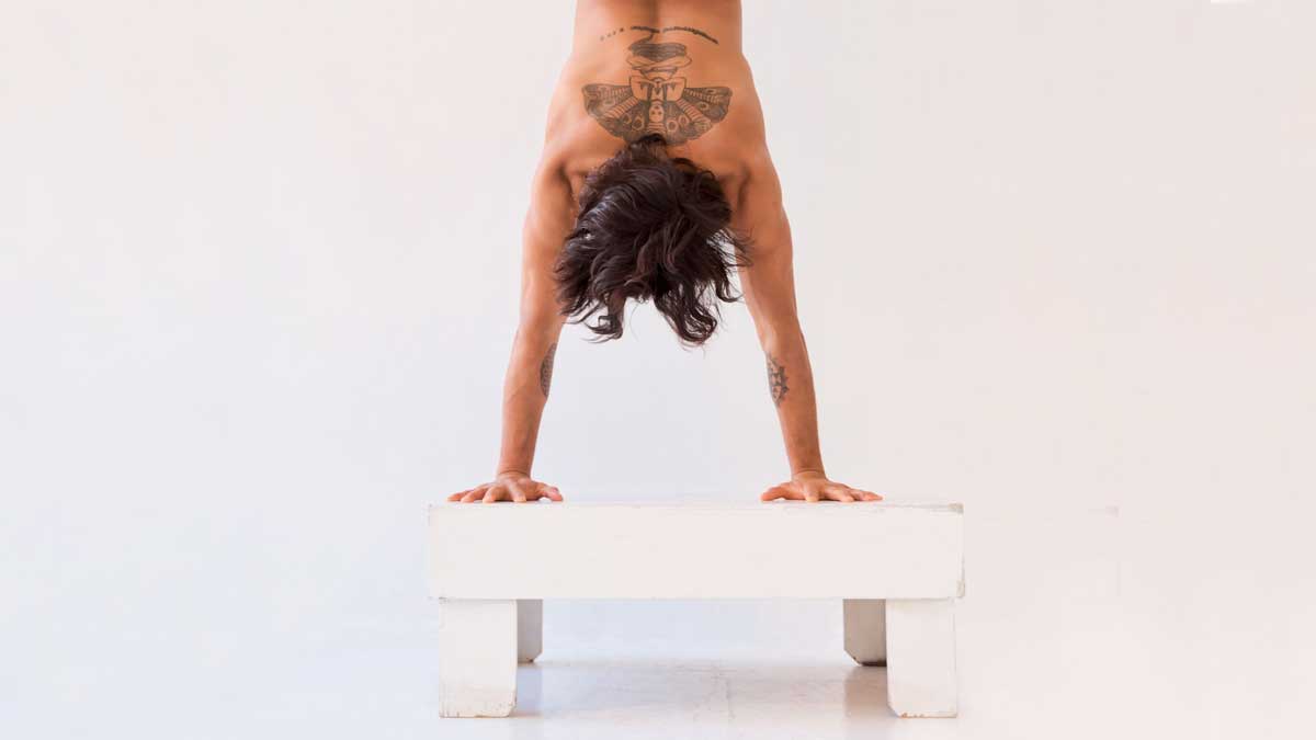 Jai Sugrim is a Yoga Teacher, Athletic Trainer, Public Speaker, recognized Men’s Health Expert and creator of the Jai Sugrim Method